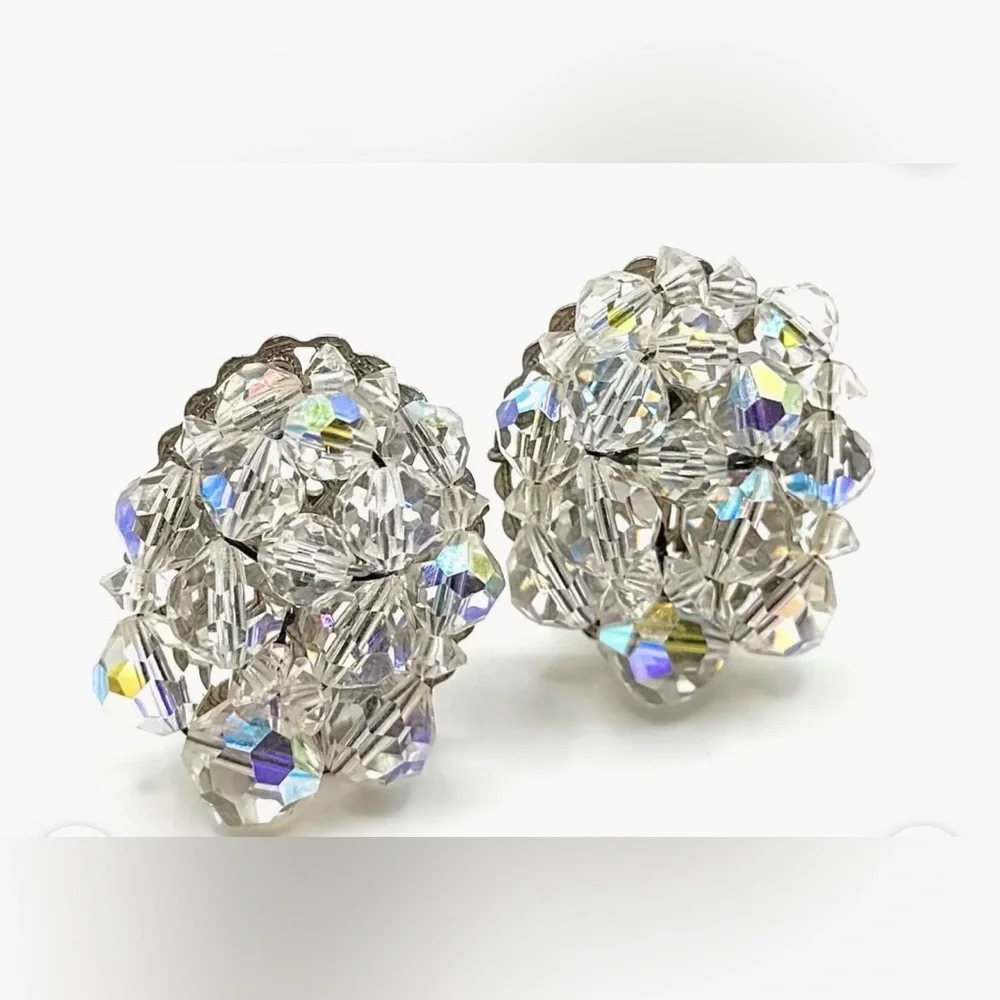 Sparkling Vtg Aurora Borealis Clip-On Cluster Earrings - Picture 5 of 5
